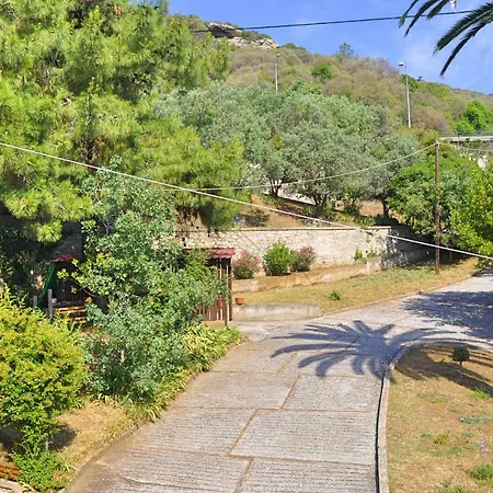 Secret Bay Apartment Palaiontsiflikion Exterior photo